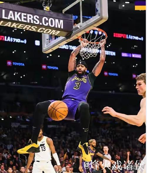 克内克特爆砍37分詹姆斯26+12 湖人战胜爵士喜迎6连胜 克内克特爆砍37分詹姆斯26+12 湖人战胜爵士喜迎6连胜